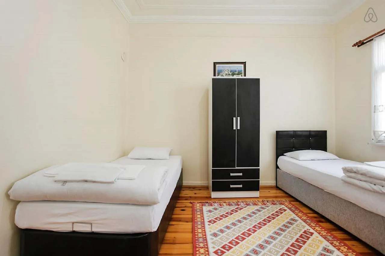 Blue White Apartment Istanbul
