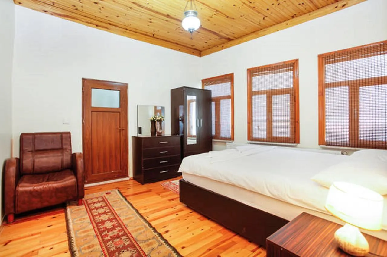 Blue White Apartment Istanbul