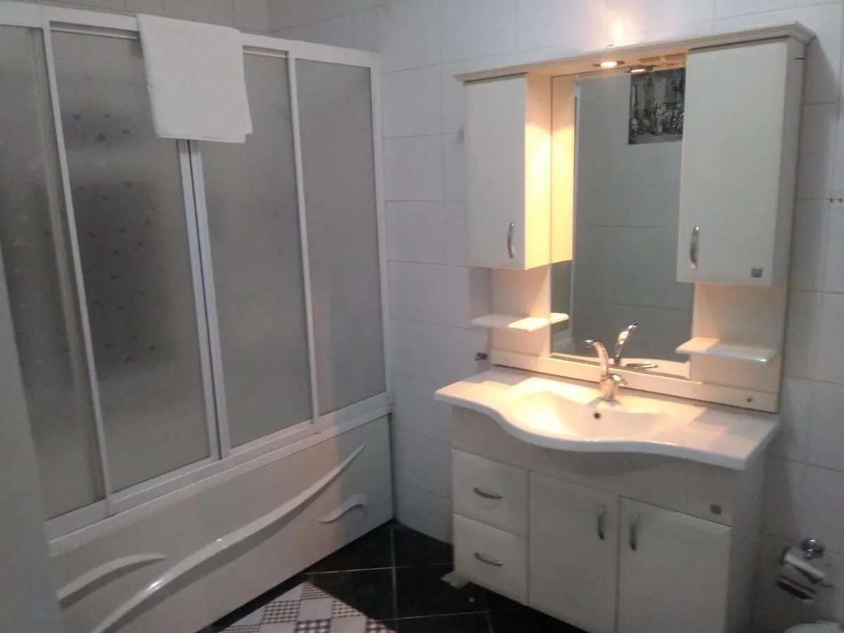 Blue White Apartment Estambul